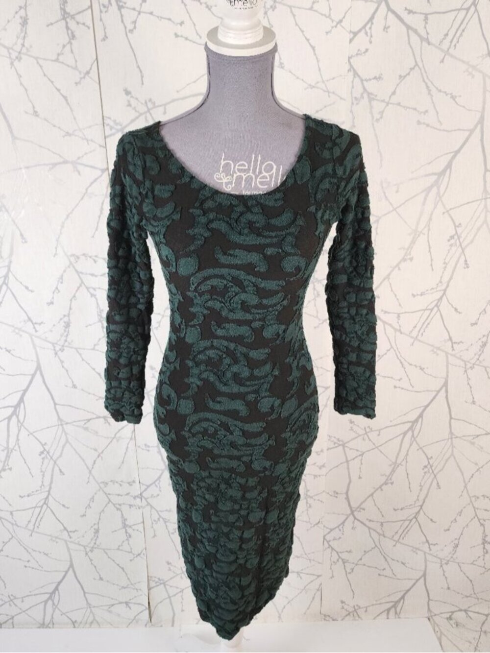 Nadya Toto Textured Jacquard Round Neck Midi Bodycon Dress